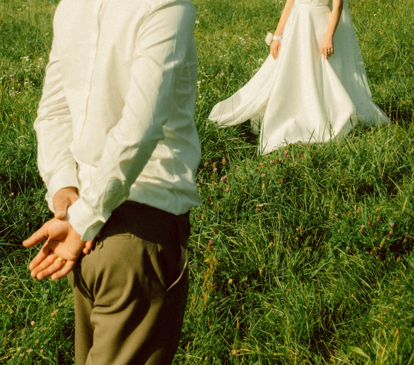 穿越时光的浪漫｜「旧爱博物馆」古董婚纱租赁，专属复古婚礼